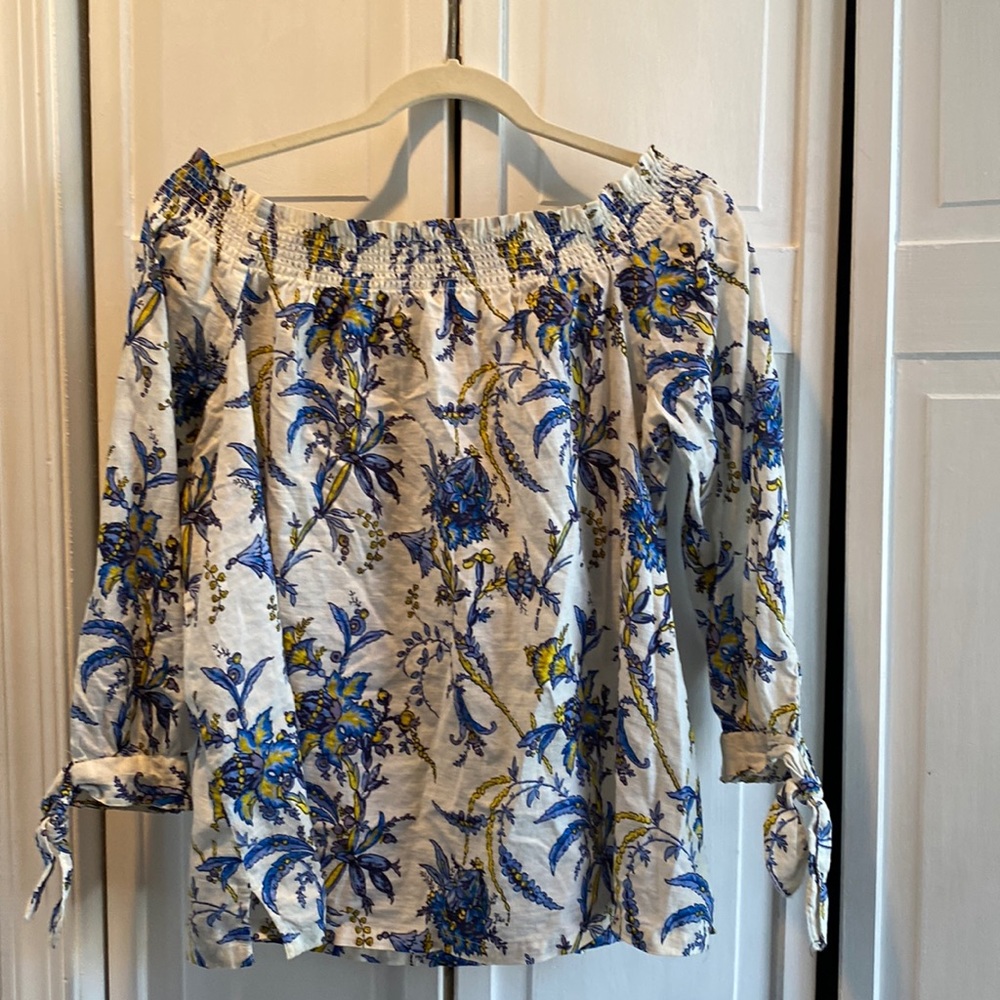 Loft L off the shoulder, 100% cotton, excellent condition